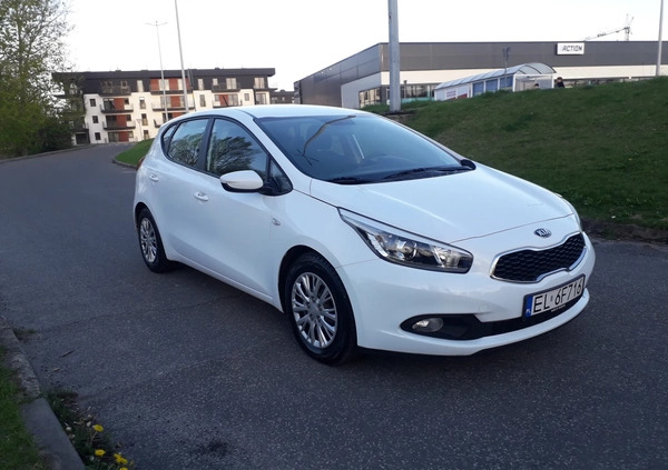 Kia Ceed cena 37700 przebieg: 112000, rok produkcji 2015 z Łódź małe 172